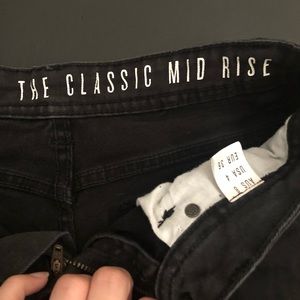 Cotton On Shorts - Black denim mid-rise shorts Cotton On Shorts - Black denim mid-rise shorts